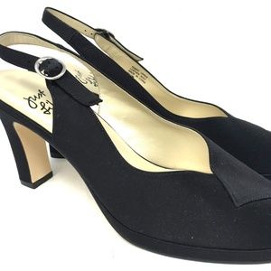 Just Libby Women's Heels Size 6M Black Slingbacks